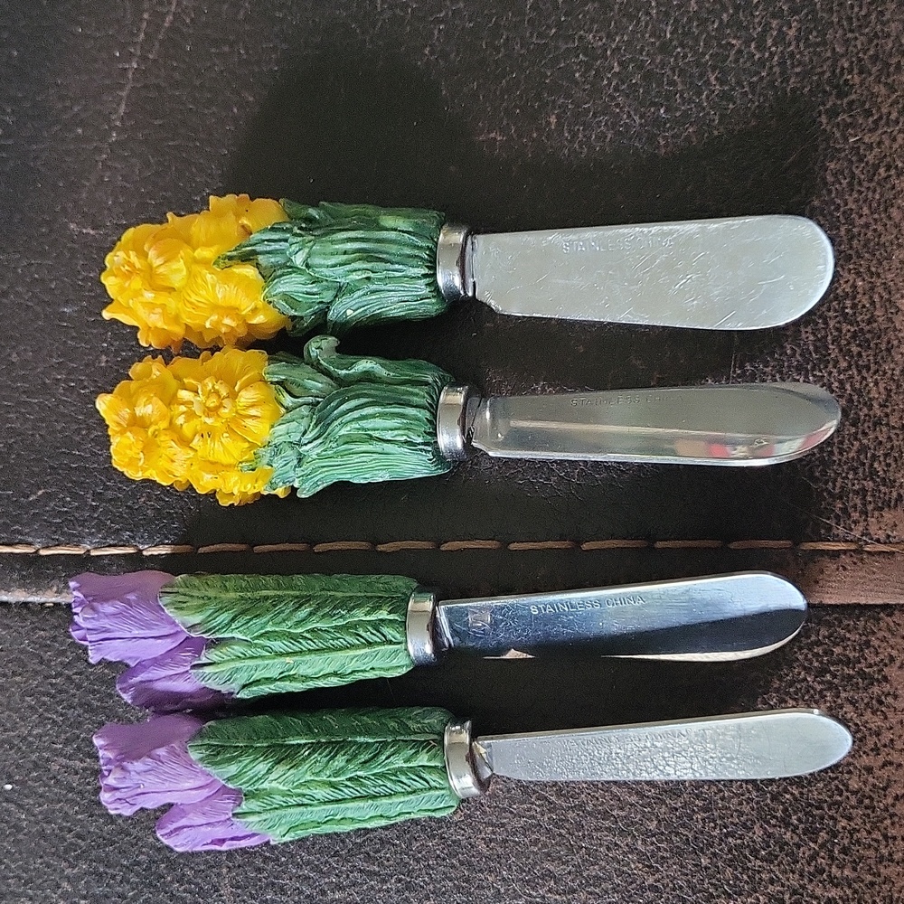 Flowers SPREADERS FOR CHEESE BALLS, BUTTER, DIPS OR JELLY’S